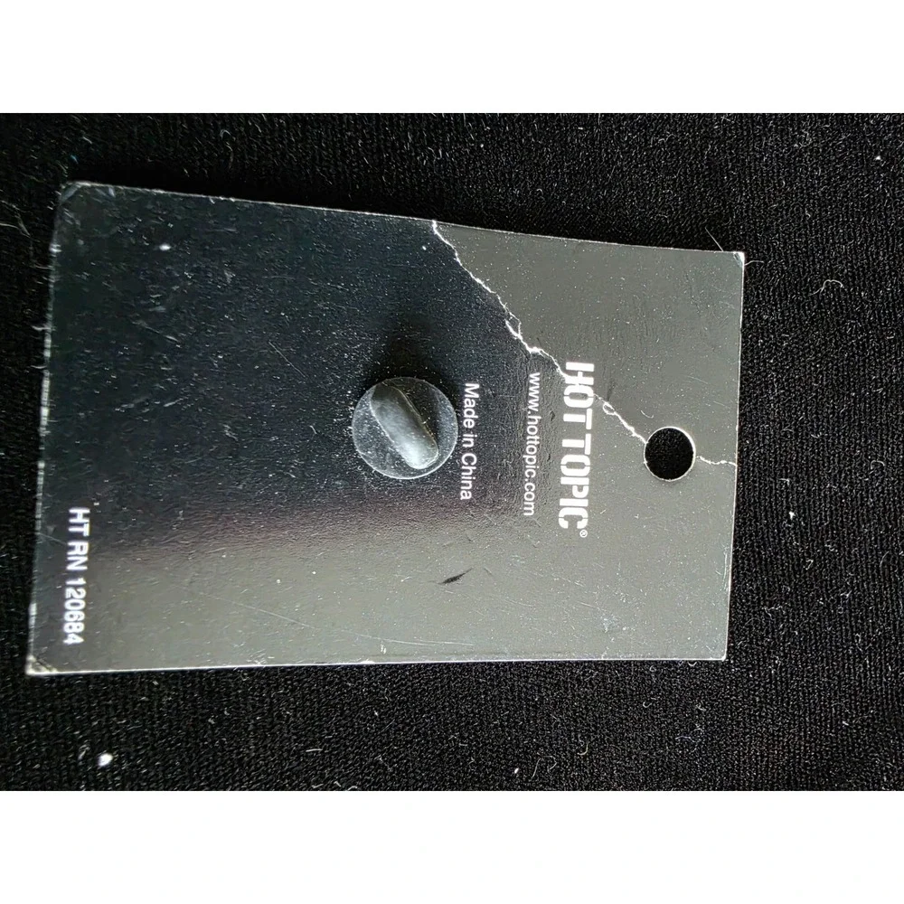 New Hot Topic Gamer Axolotl Enamel Pin Unisex OS Blue Video Game Headset